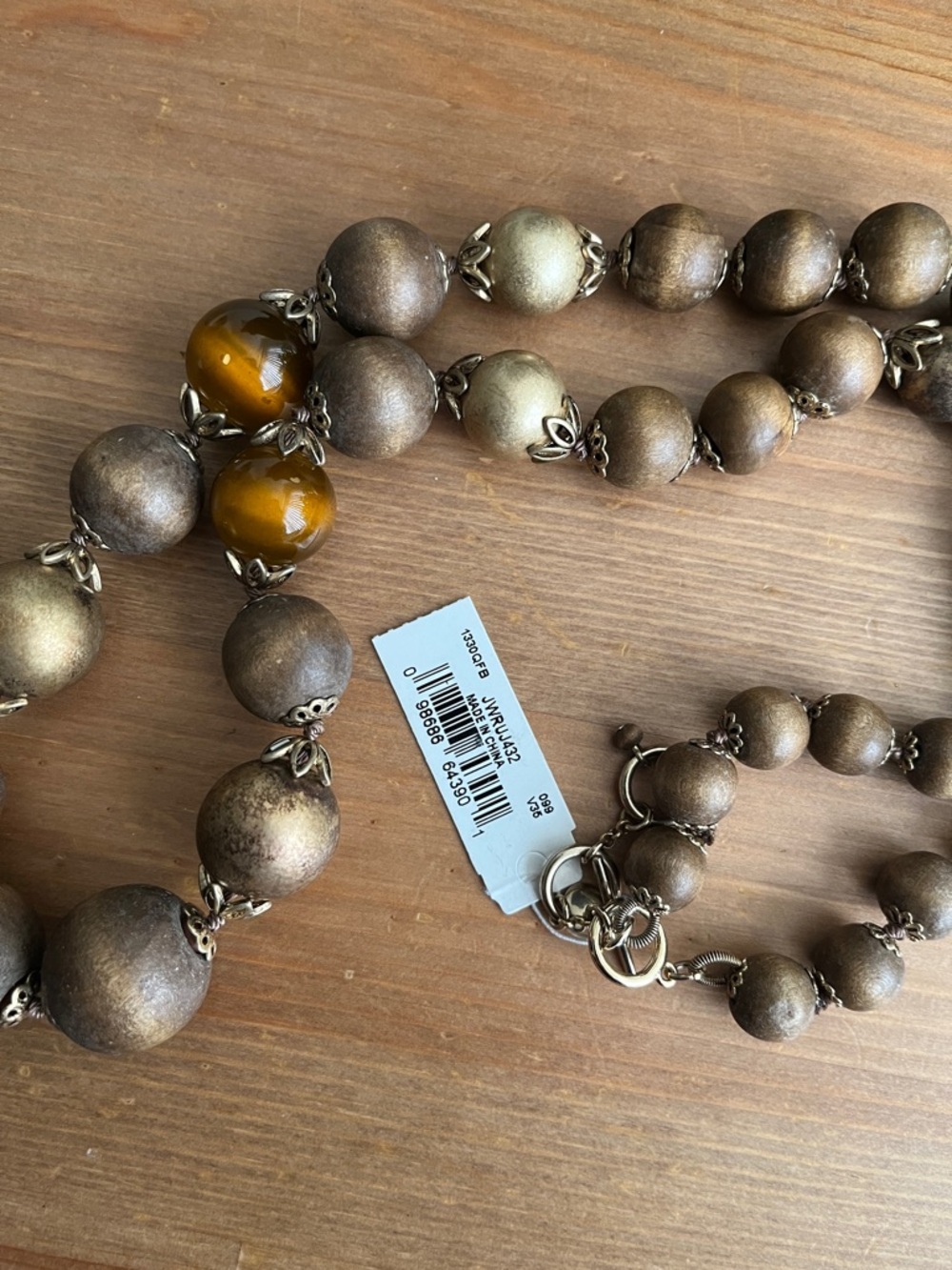 Liz Claiborne vintage costume jewelry necklace - women's jewelry - Picture 8 of 8